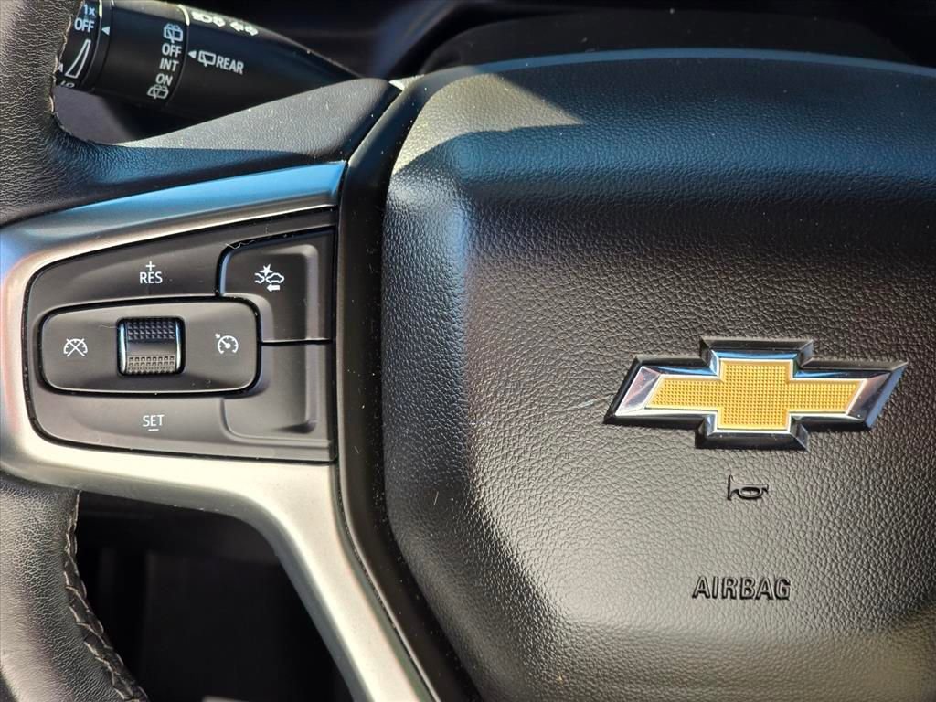 Used 2021 Chevrolet Suburban LT RWD image 16