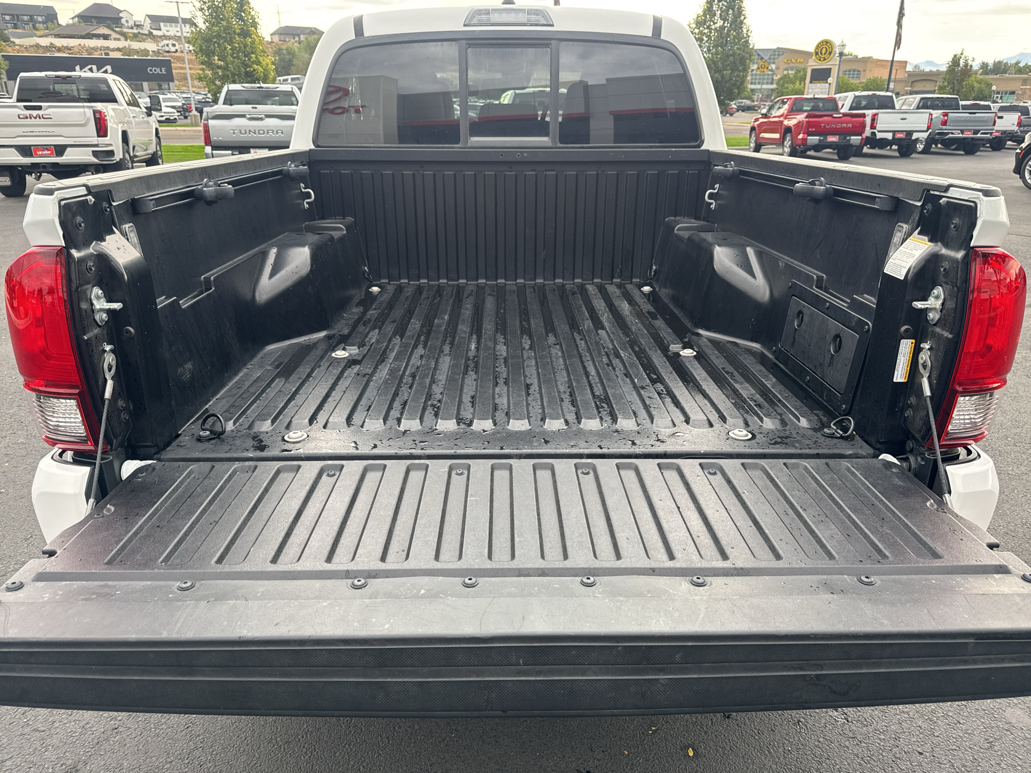 Certified 2023 Toyota Tacoma SR AWD/4WD image 7