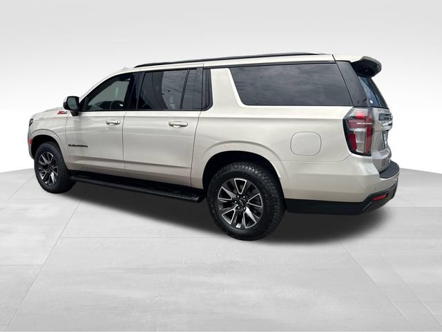 Certified 2023 Chevrolet Suburban Z71 w/ Luxury Package AWD/4WD image 3