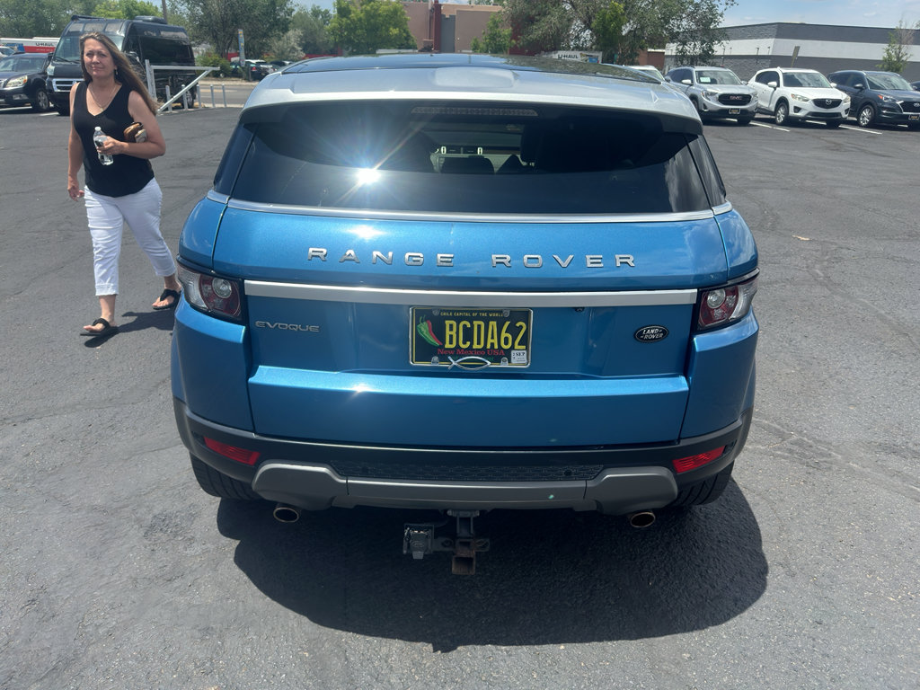 Used 2013 Land Rover Range Rover Evoque Prestige AWD/4WD image 3