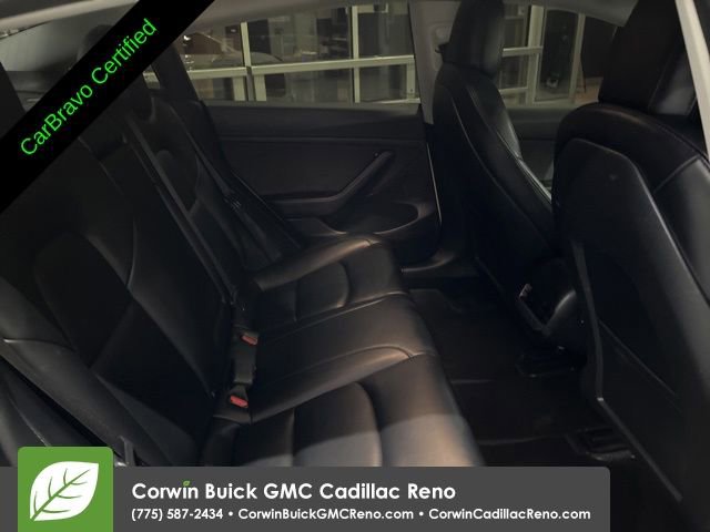 Used 2022 Tesla Model 3 Performance image 27