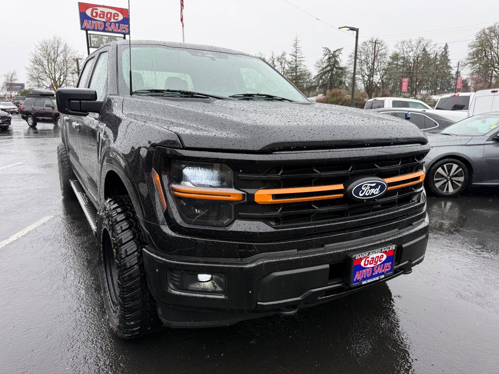 Used 2025 Ford F150 XLT w/ Equipment Group 301A Standard image 12