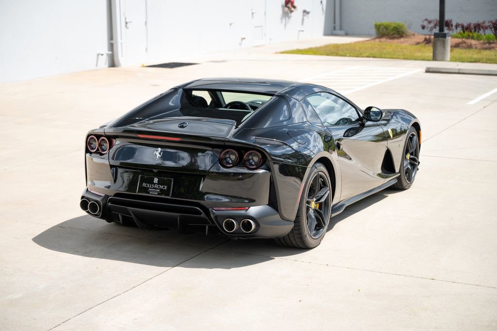 Used 2022 Ferrari 812 GTS RWD image 13