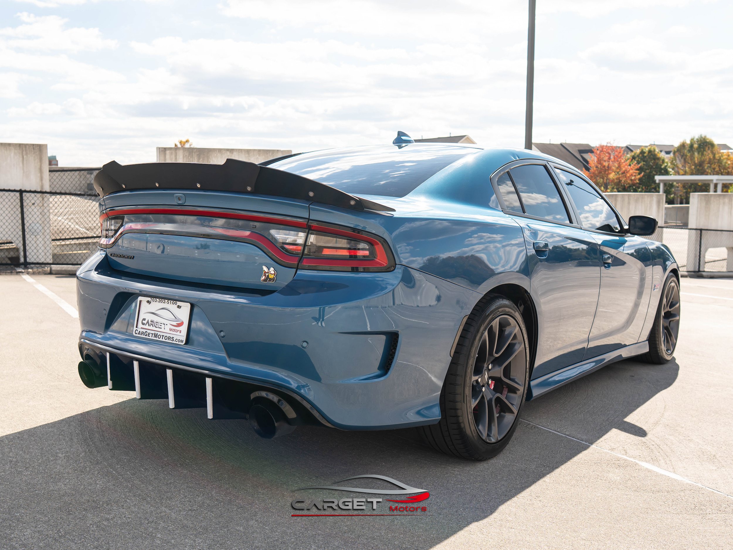 Used 2023 Dodge Charger Scat Pack w/ Navigation & Travel Group RWD image 7
