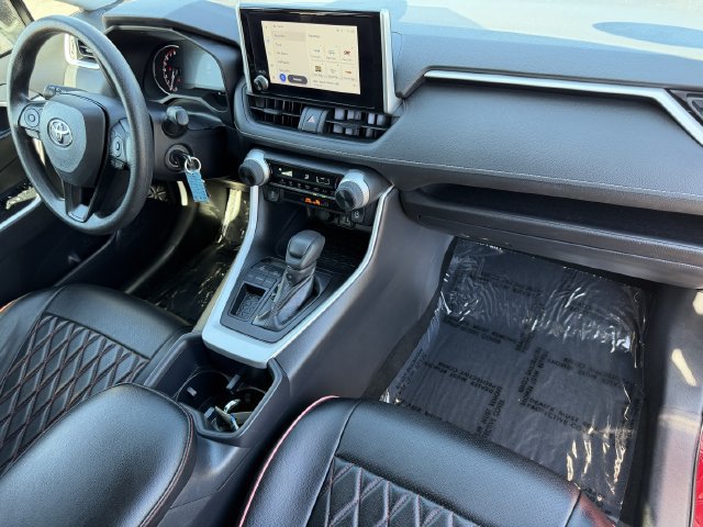 Used 2025 Toyota RAV4 LE FWD image 5