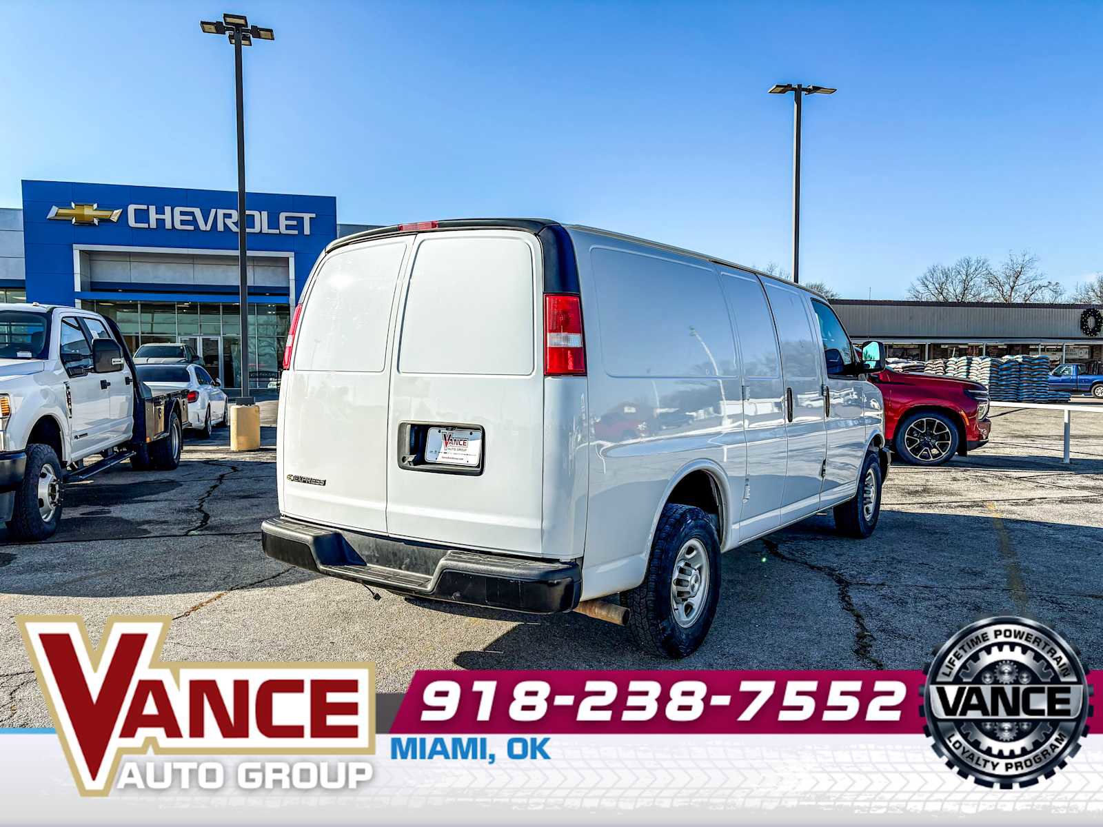 Used 2020 Chevrolet Express 2500 w/ Driver Convenience Package image 7