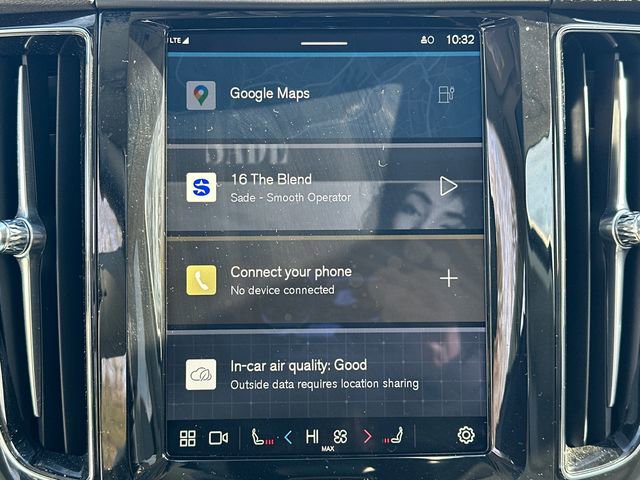 Used 2025 Volvo XC60 T8 Plus w/ Protection Package Premier image 32