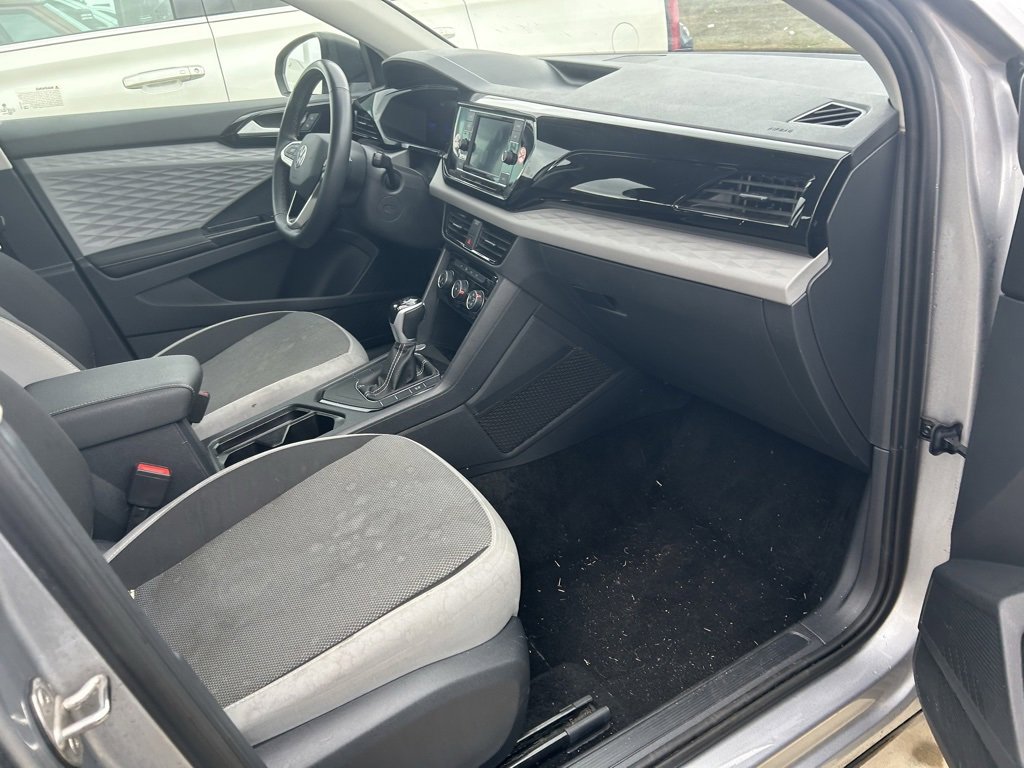Used 2024 Volkswagen Taos S image 12