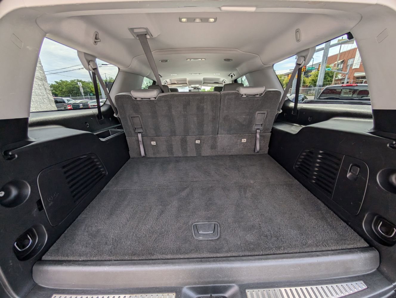 Used 2020 Chevrolet Suburban LT AWD/4WD image 20