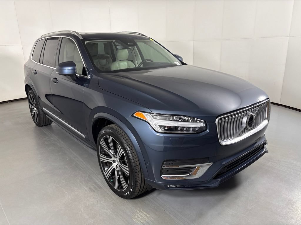 Used 2023 Volvo XC90 B6 Ultimate w/ Protection Package AWD/4WD image 2