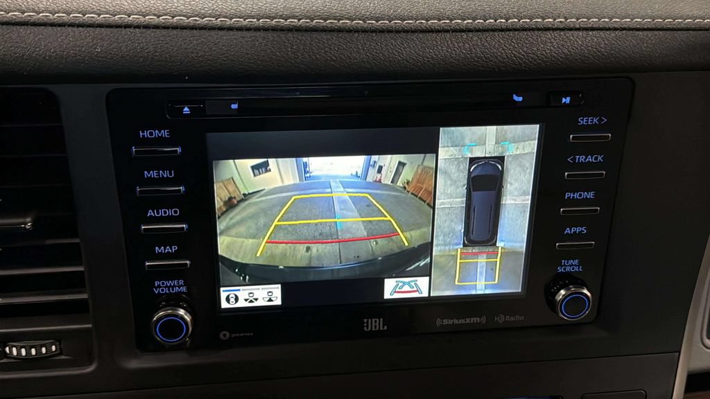 Used 2020 Toyota Sienna Limited Premium AWD/4WD image 33