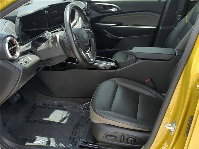 Used 2025 Chevrolet Trax ACTIV w/ Driver Confidence Package FWD image 23