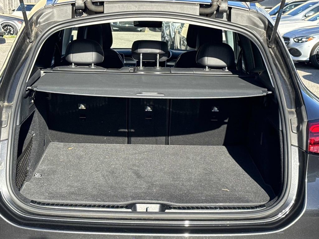 Used 2023 Mercedes-Benz GLC 300 image 8
