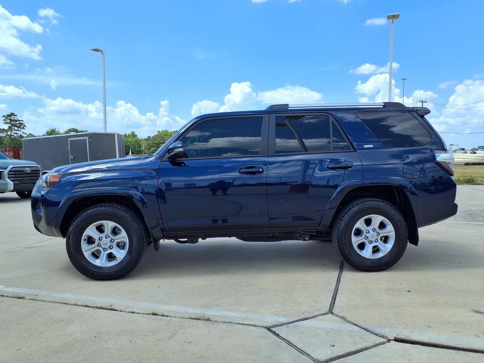 Certified 2023 Toyota 4Runner SR5 Premium w/ Moonroof Package AWD/4WD image 8