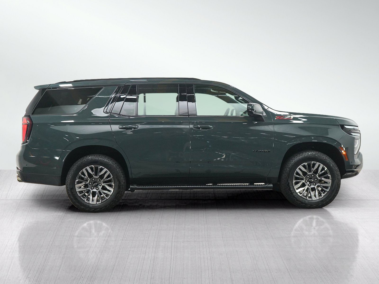 Used 2025 Chevrolet Tahoe Z71 AWD/4WD image 6