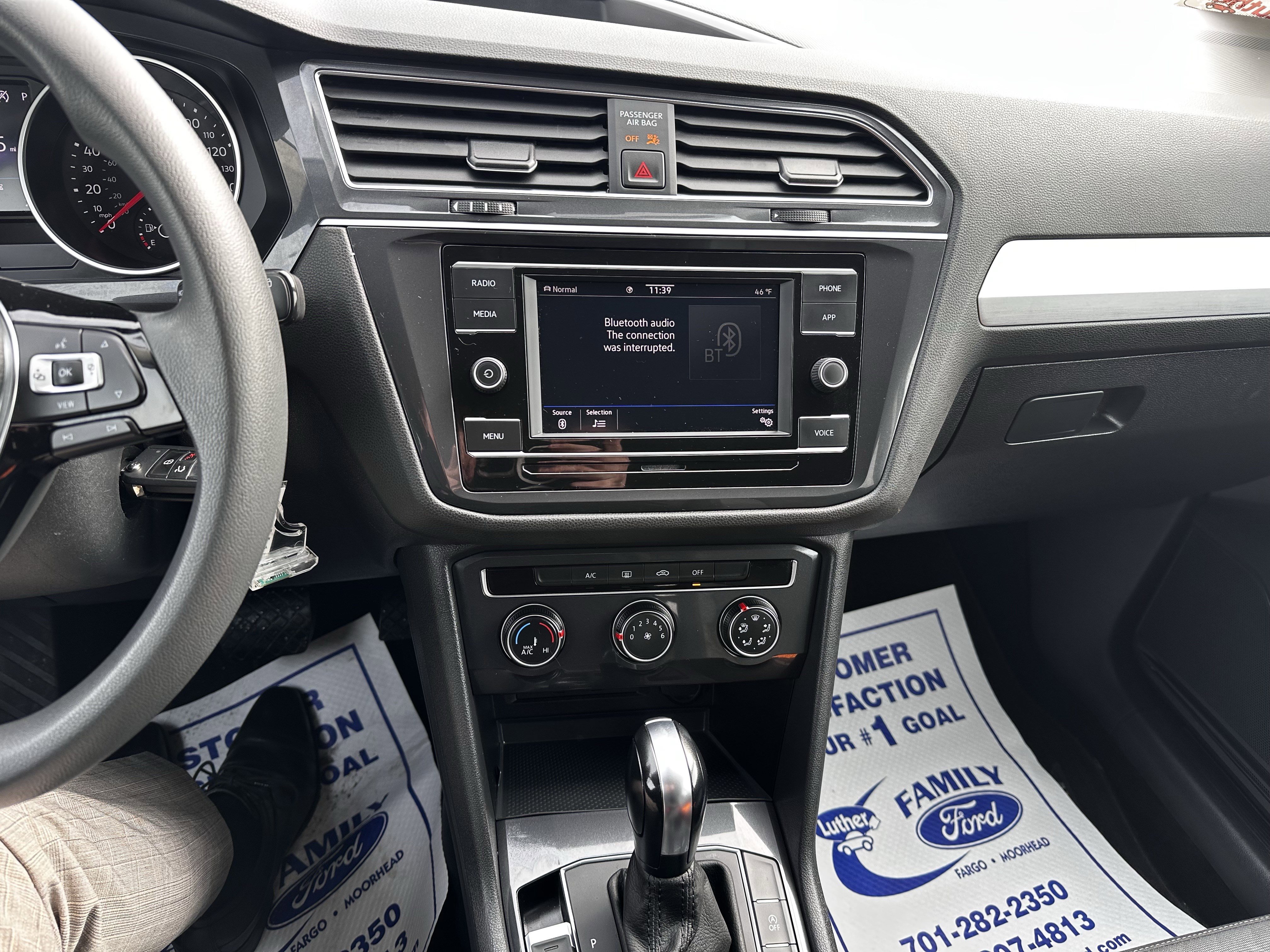 Used 2020 Volkswagen Tiguan S image 10