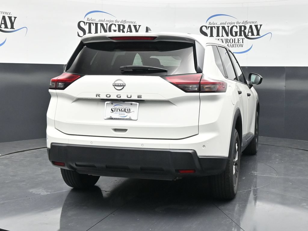 Used 2024 Nissan Rogue S FWD image 8