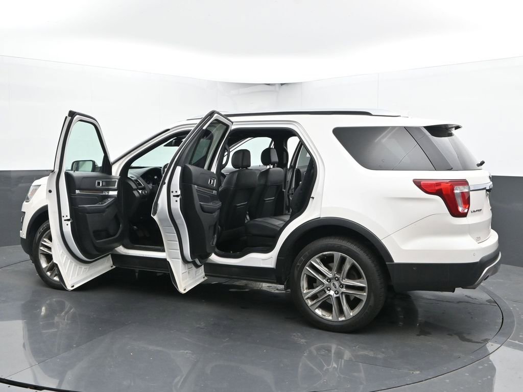 Used 2017 Ford Explorer Limited w/ Equipment Group 301A image 59