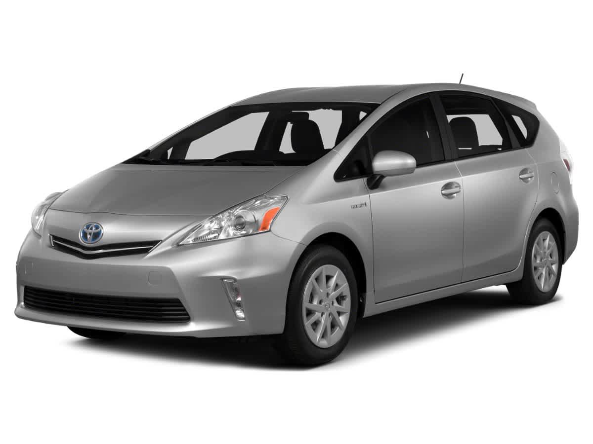 Used 2015 Toyota Prius V Four FWD image 2