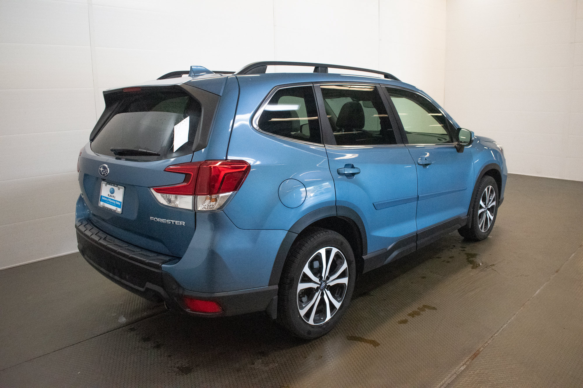 Used 2019 Subaru Forester Limited AWD/4WD image 4