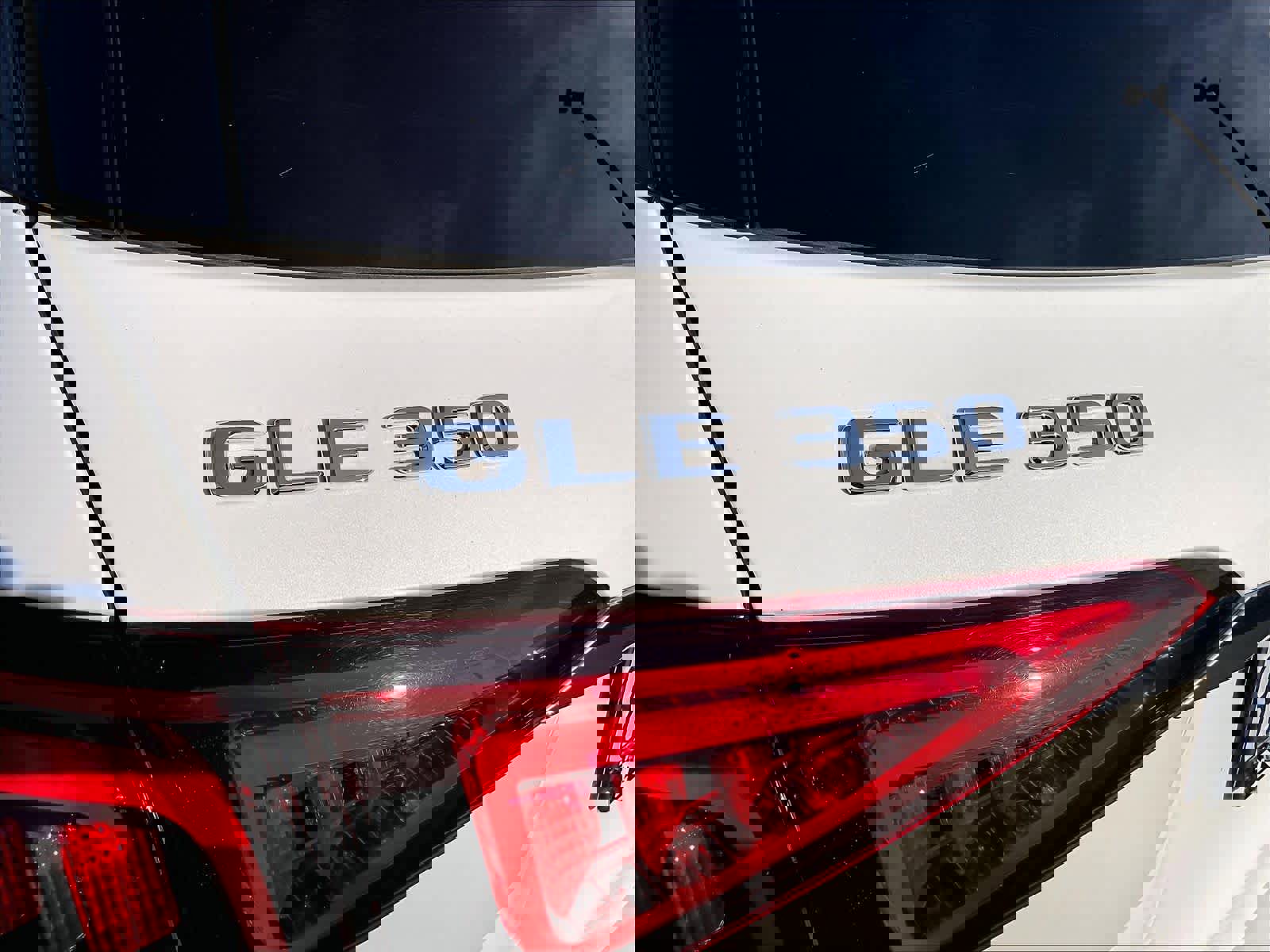 Used 2021 Mercedes-Benz GLE 350 4MATIC image 10