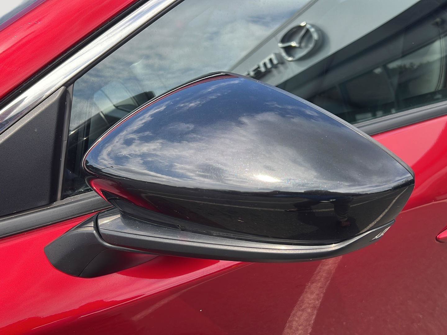 Used 2025 MAZDA MAZDA3 s FWD image 31