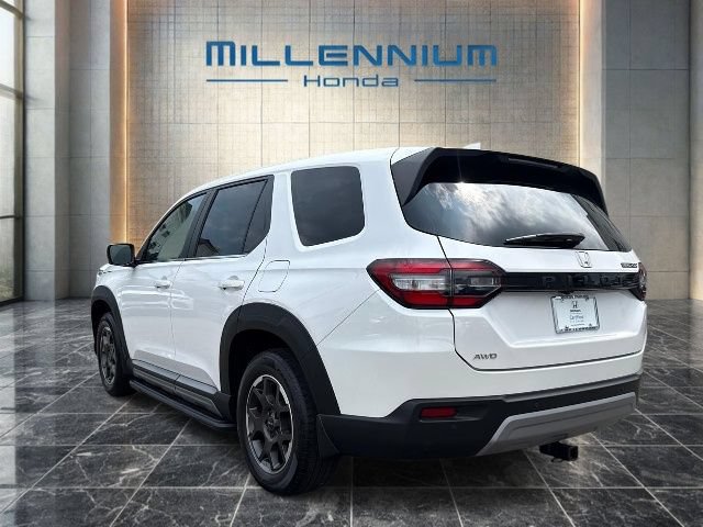 Certified 2023 Honda Pilot EX-L image 3