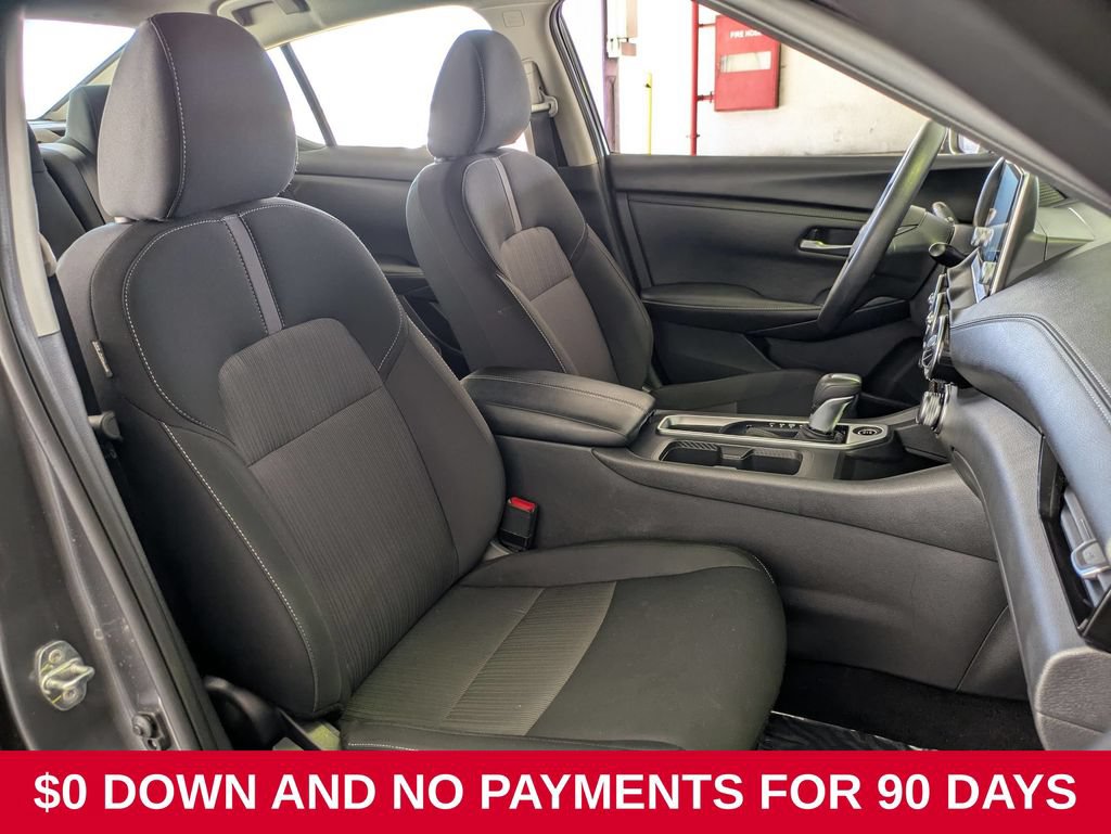 Used 2025 Nissan Sentra SV FWD image 28