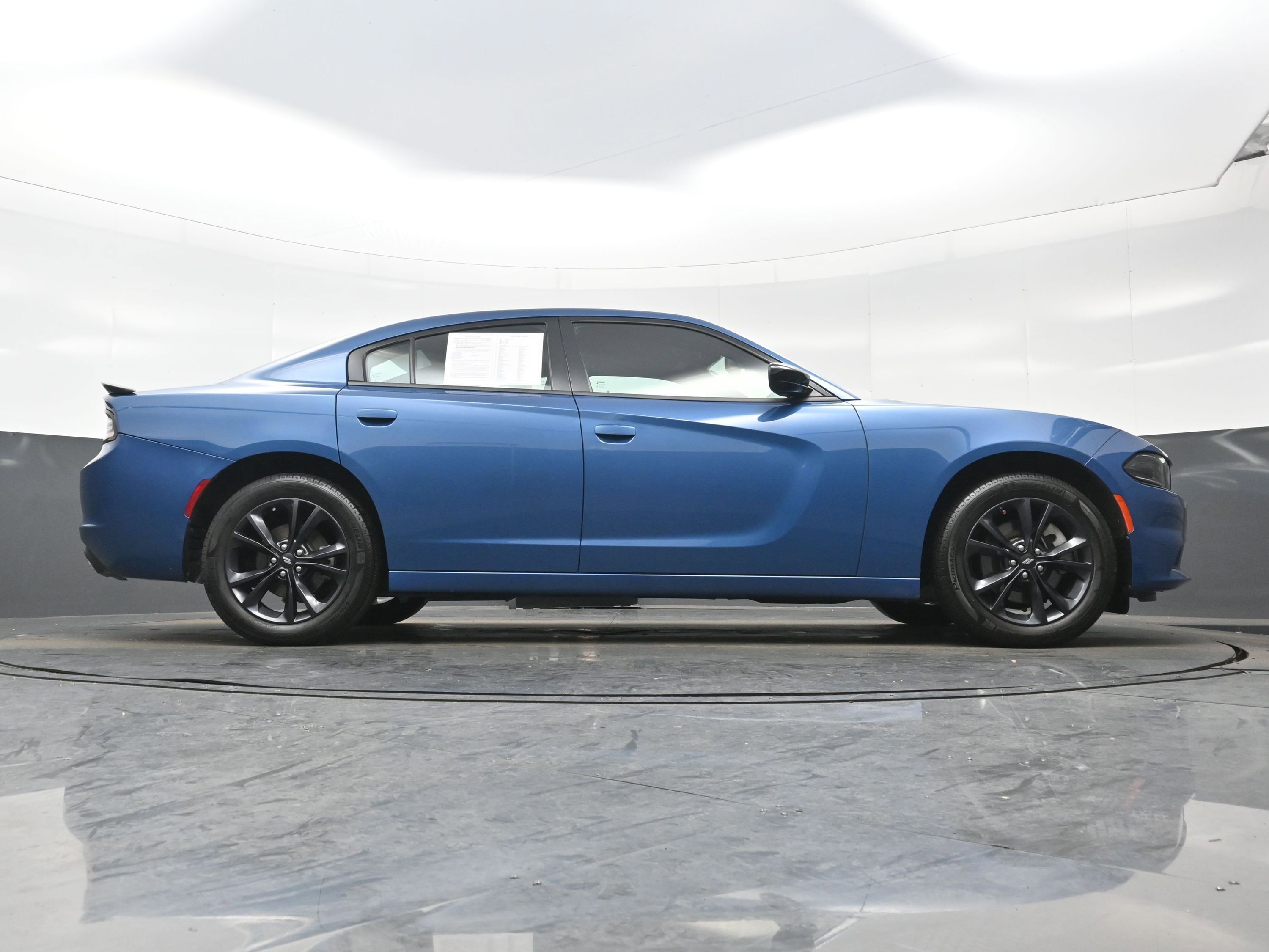 Used 2023 Dodge Charger SXT w/ Blacktop Package image 31