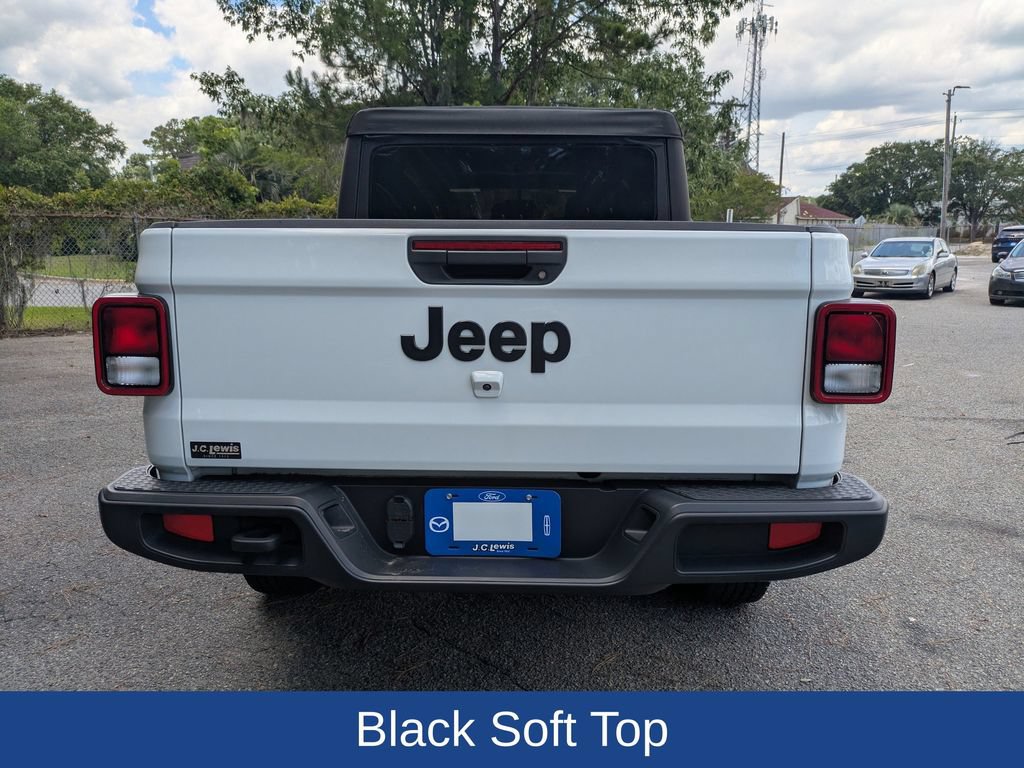 Used 2022 Jeep Gladiator Sport AWD/4WD image 5