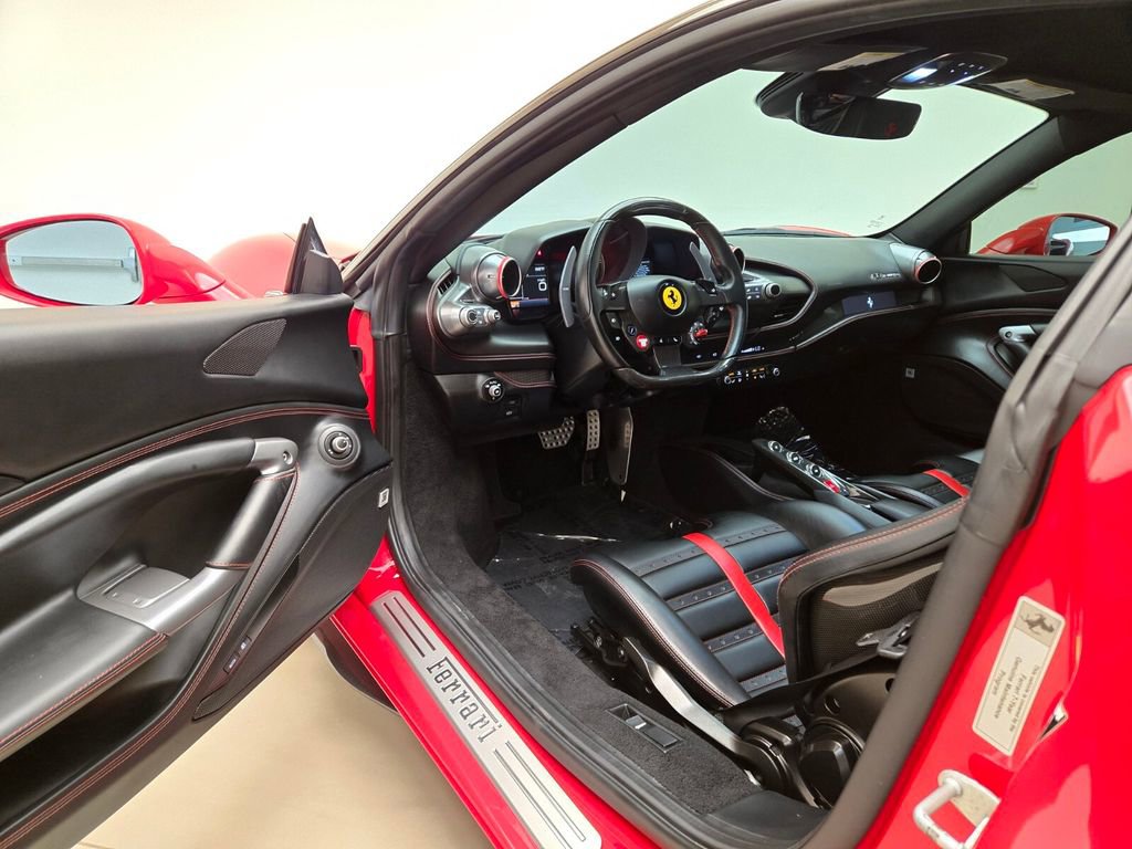 Used 2020 Ferrari F8 Tributo RWD image 17