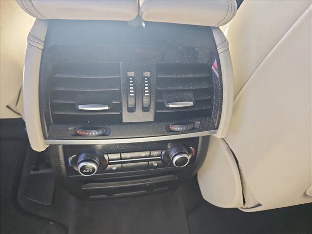 Used 2017 BMW X5 xDrive40e image 17