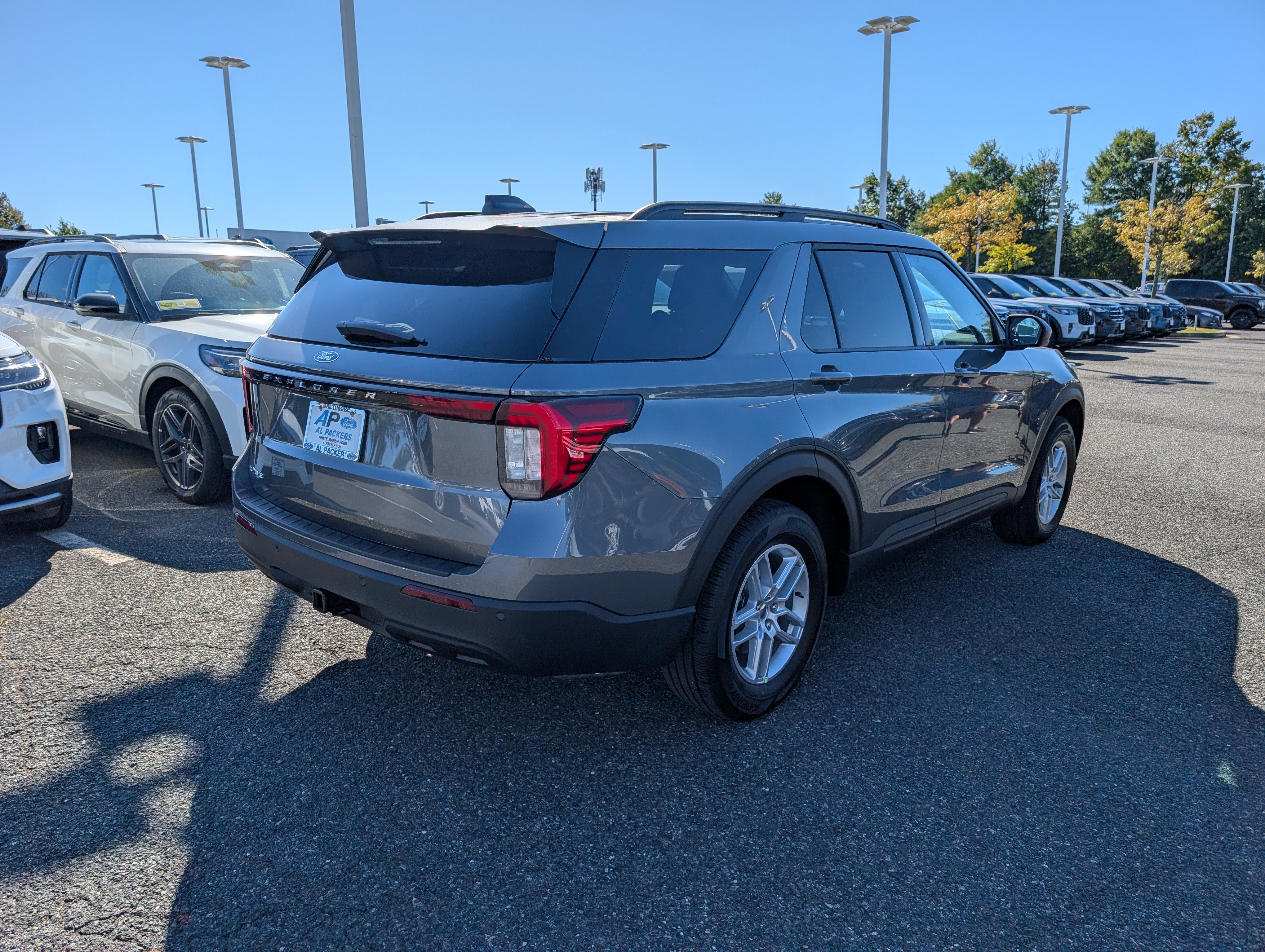 New 2027 Ford Explorer Active AWD/4WD image 2