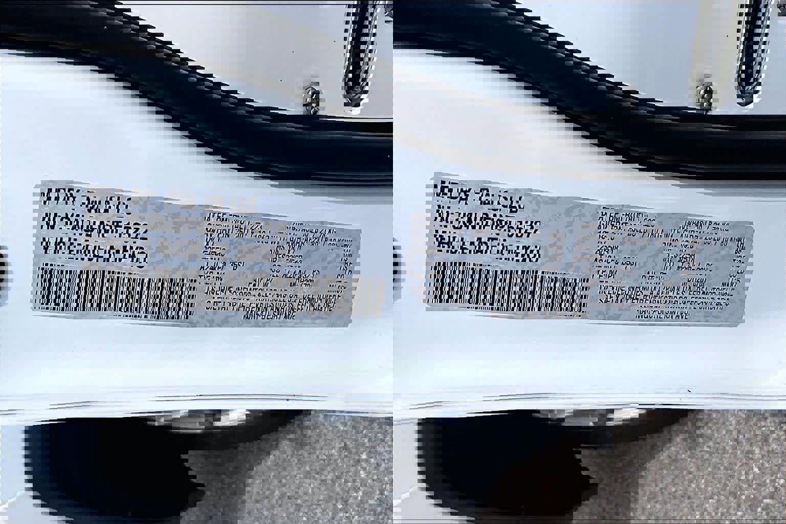 Used 2023 Jeep Compass Latitude w/ Sun and Sound Group image 39