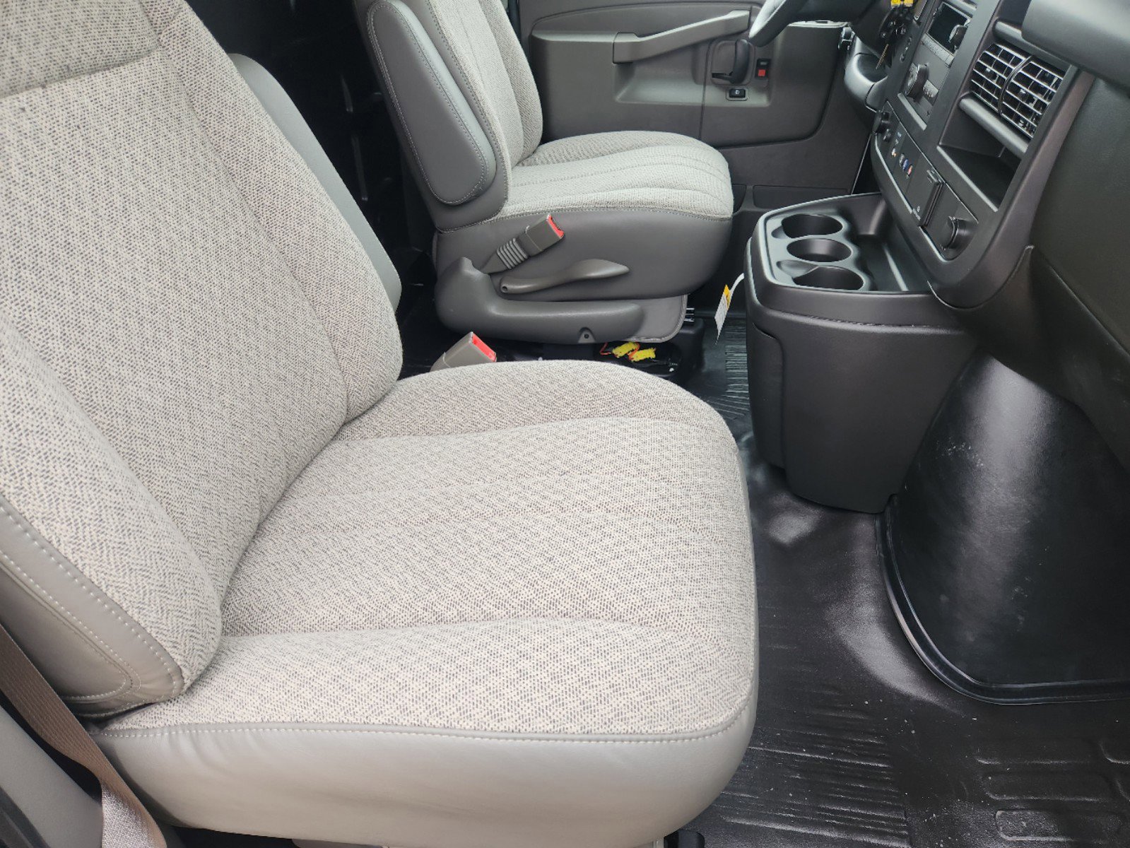 New 2025 Chevrolet Express 2500 w/ Driver Convenience Package image 17