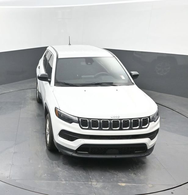 Used 2025 Jeep Compass Sport AWD/4WD image 37