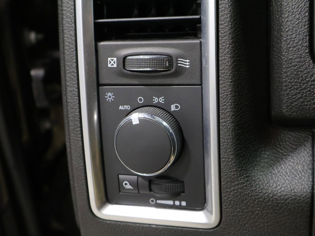 Certified 2022 RAM 1500 Classic Warlock w/ Electronics Group image 35