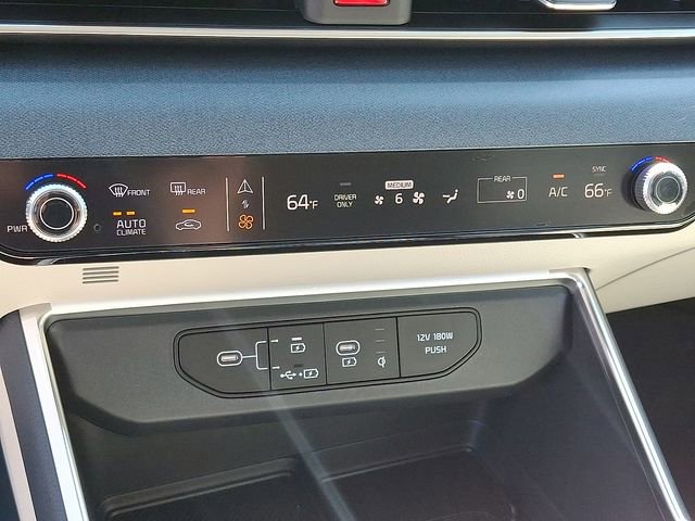 New 2026 Kia Carnival EX image 14