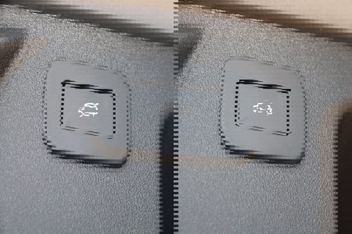 Used 2024 Land Rover Discovery Sport S image 68