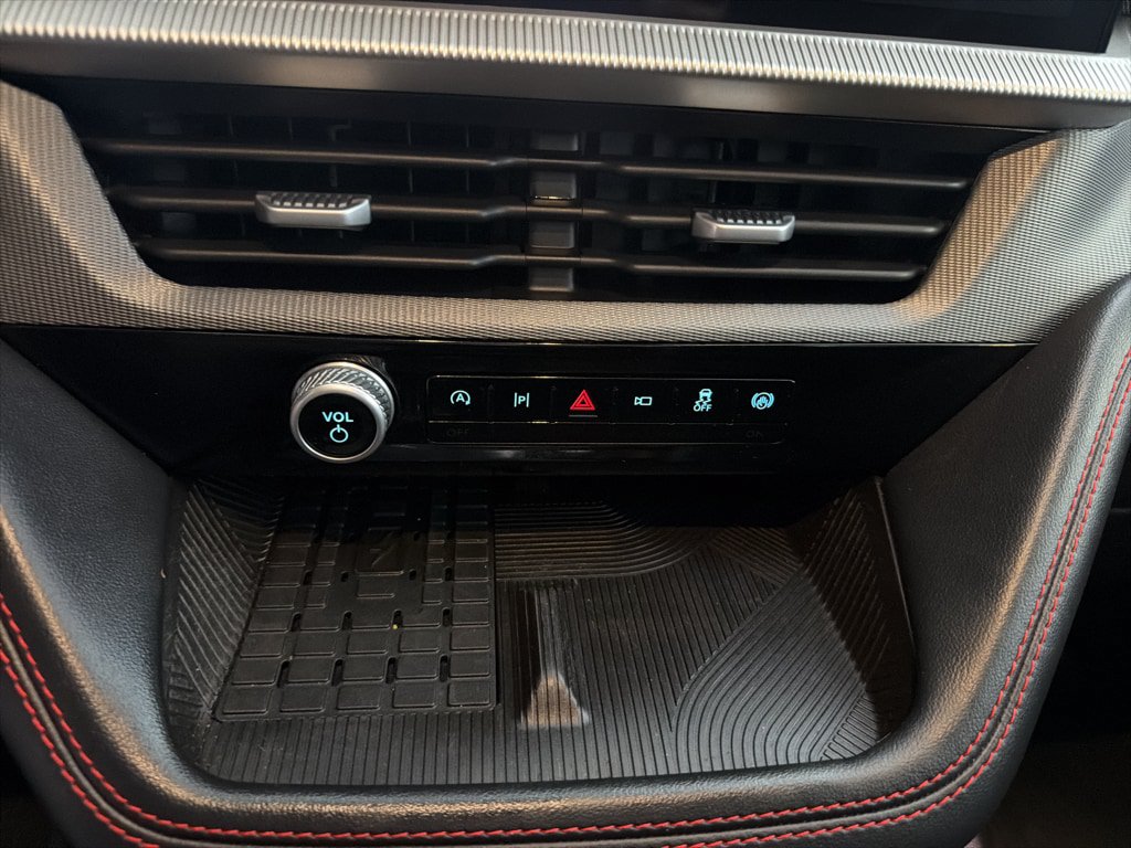 Certified 2025 Ford Explorer ST AWD/4WD image 32