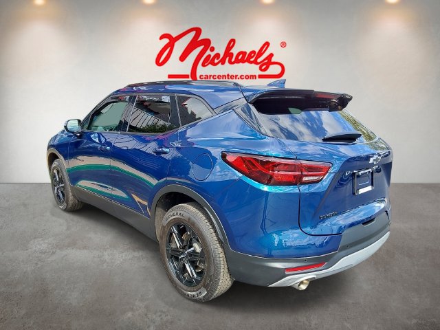 Used 2023 Chevrolet Blazer LT w/ Midnight/Sport Edition FWD image 4