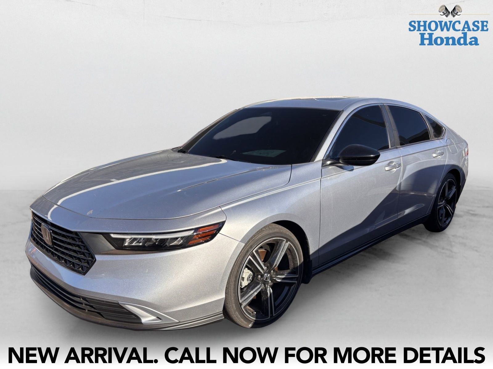 Used 2024 Honda Accord Sport image 2