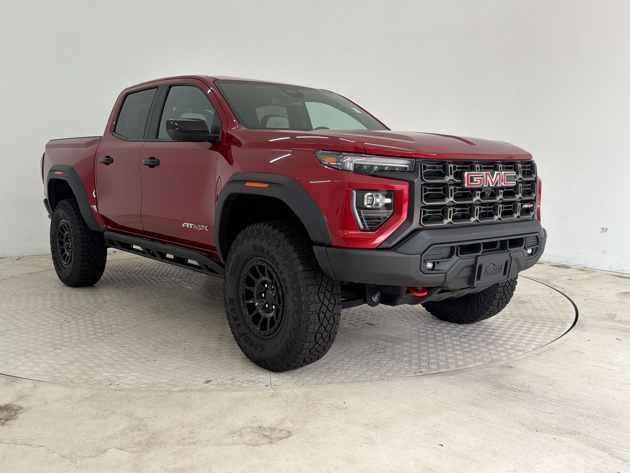 Used 2026 GMC Canyon AT4X w/ AT4X AEV Edition AWD/4WD image 7