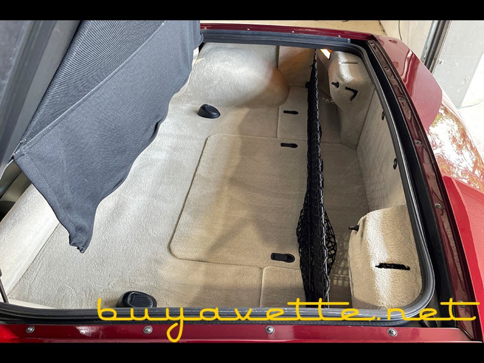 Used 2003 Chevrolet Corvette Coupe w/ Preferred Equipment Group RWD image 23
