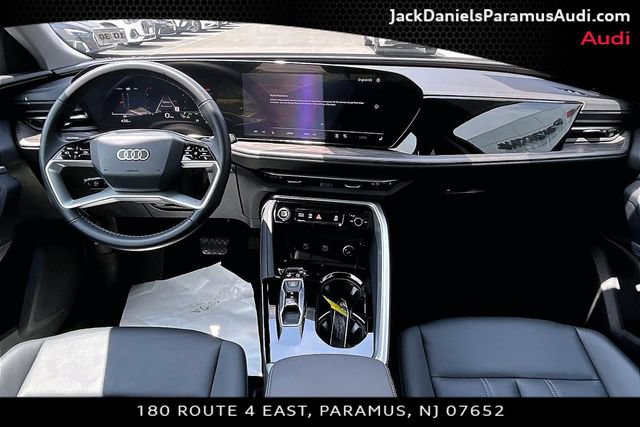 Used 2025 Audi Q5 Premium w/ Convenience Package AWD/4WD image 13