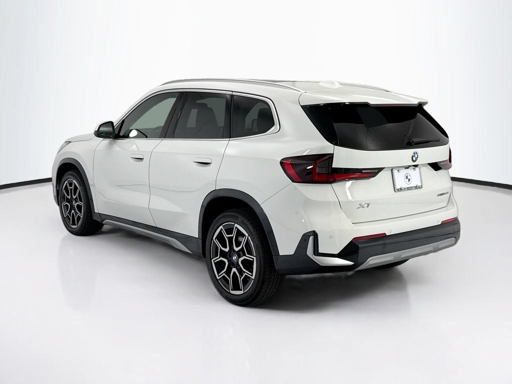 Used 2025 BMW X1 xDrive28i w/ Convenience Package AWD/4WD image 7