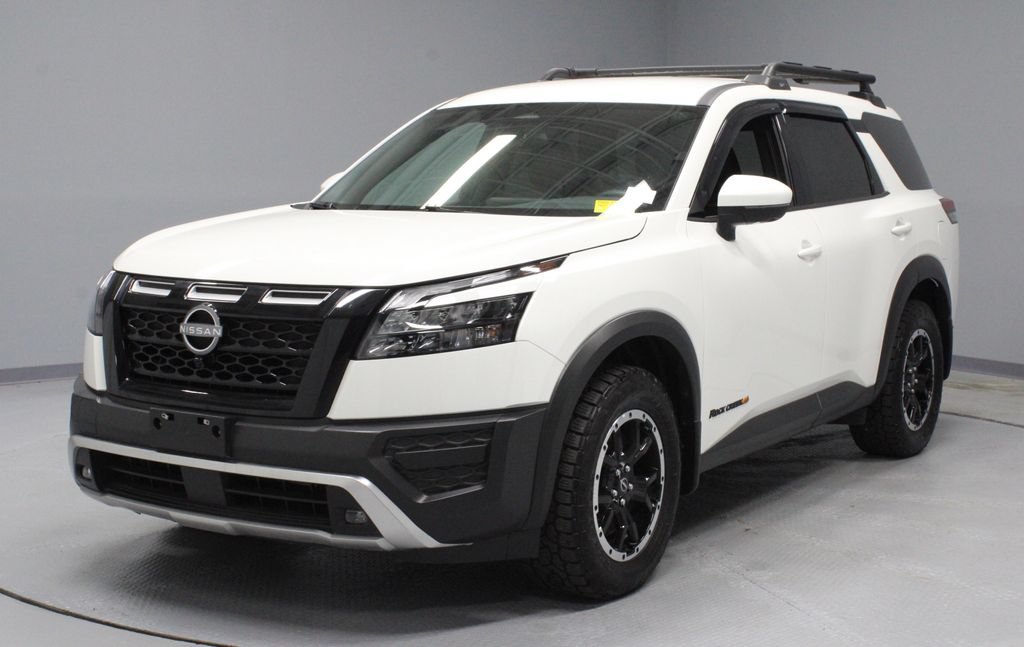 Used 2025 Nissan Pathfinder Rock Creek AWD/4WD image 6