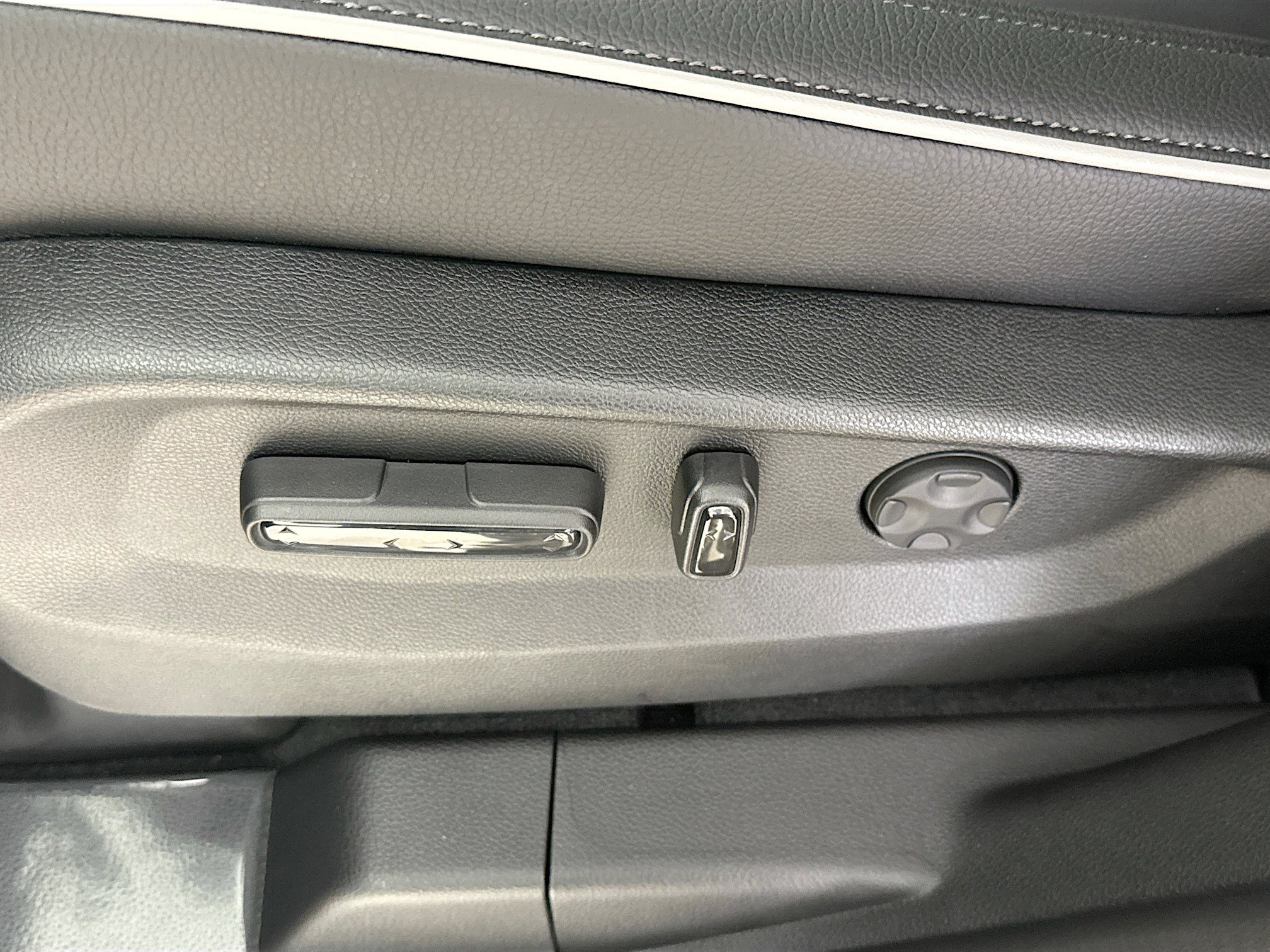 New 2026 Honda Odyssey Touring image 24