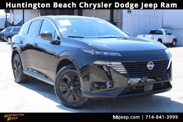 Used 2025 Nissan Murano SV FWD image 1