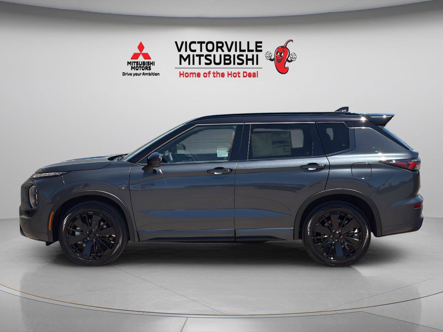 New 2026 Mitsubishi Outlander 4WD Plug-In Hybrid image 4